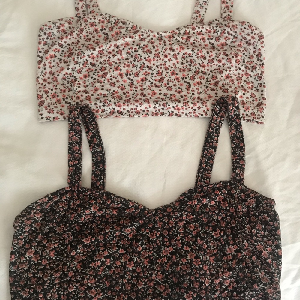 2 pack floral bralettes!!